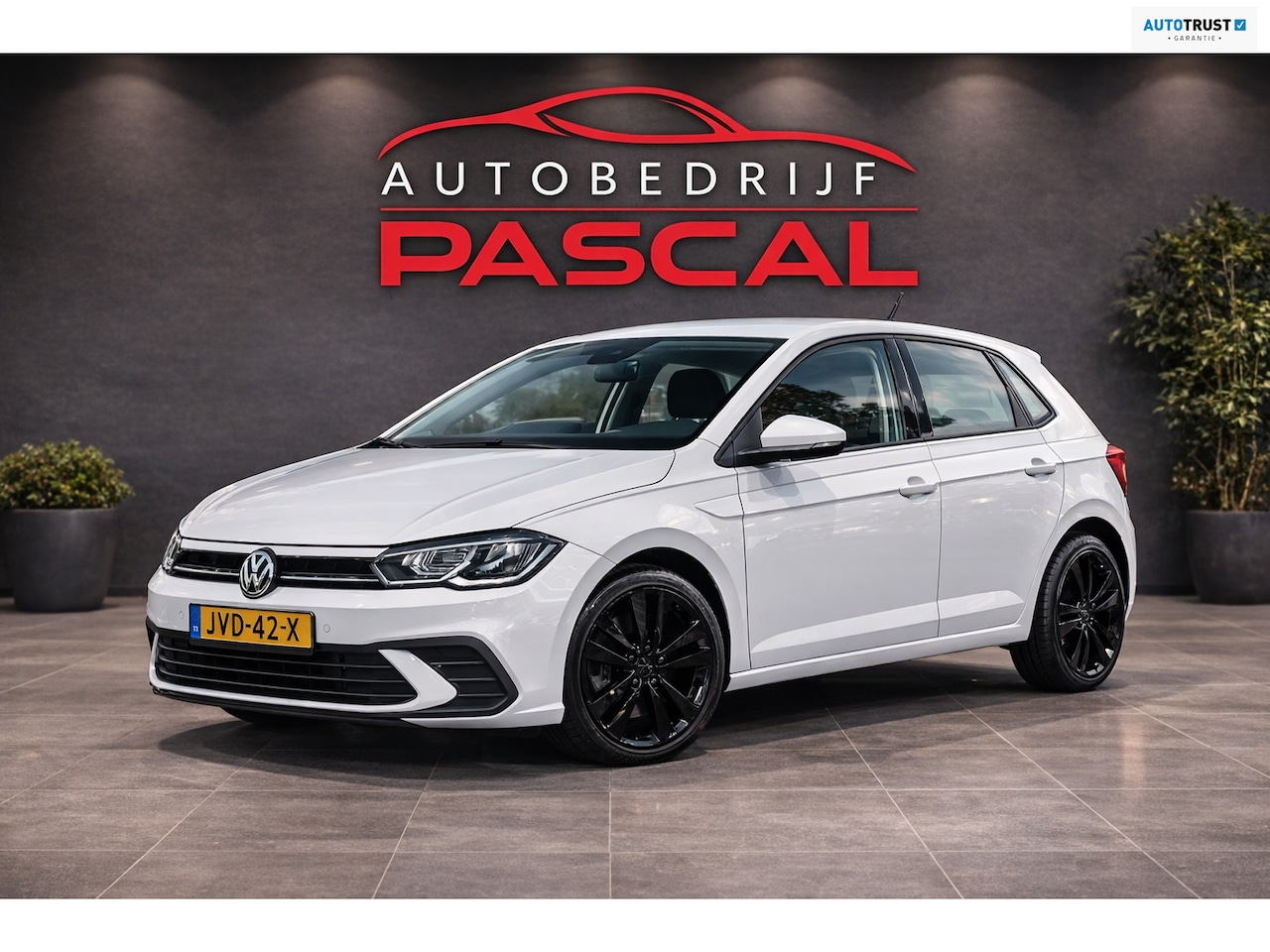 Volkswagen Polo - 1.0 TSI automaat. Stoelverwarming-Cruise-Parksensor - AutoWereld.nl