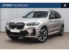 BMW iX3 - Executive / Trekhaak / Sportstoelen / Achteruitrijcamera / M Adaptief onderstel / Adaptiev