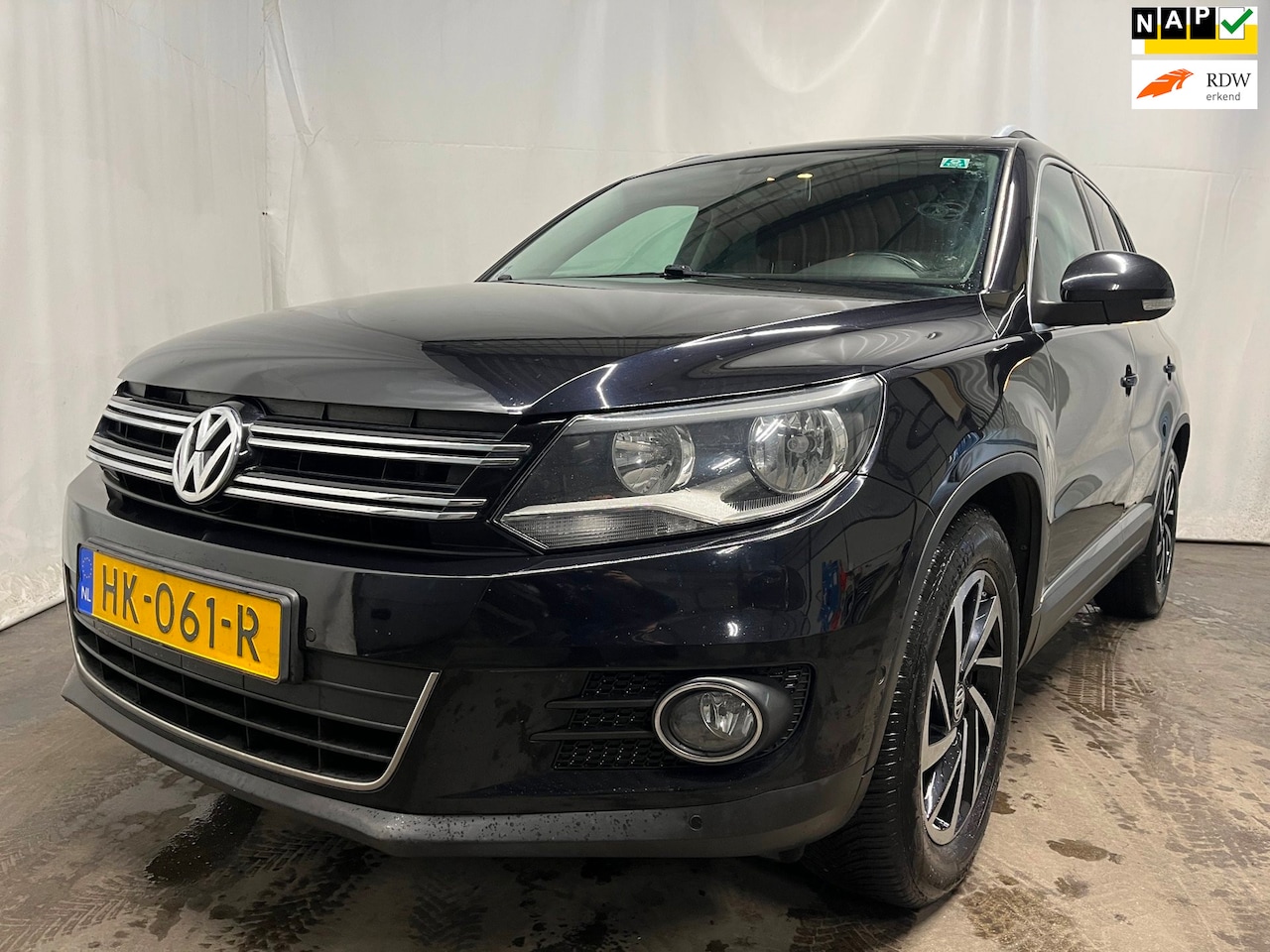 Volkswagen Tiguan - 1.4 TSI Sport&Style - AutoWereld.nl
