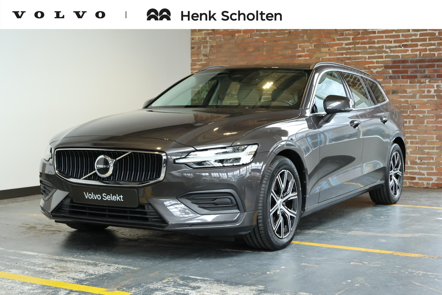 Volvo V60 - B4 Core | Blond Lederen bekleding | Adaptive Cruise Control | Google Infotainment | Parkee - AutoWereld.nl