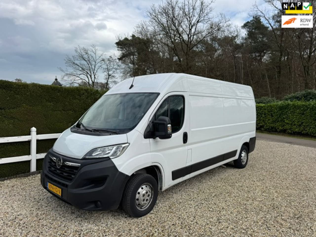 Opel Movano - 2.2D 120 L3H2 Edition 2.2D 120 L3H2 Edition - AutoWereld.nl