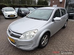 Opel Astra - 1.7 CDTi Business