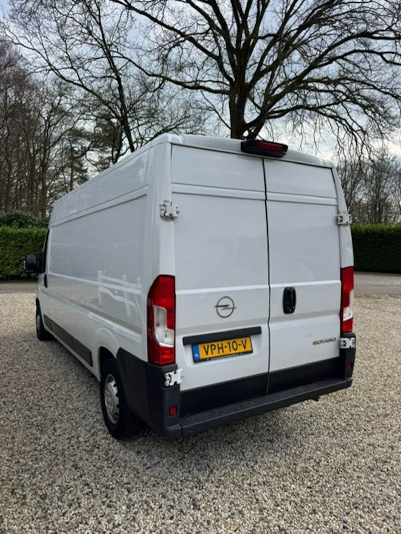 Opel Movano - 2.2D 120 L3H2 Edition 2.2D 120 L3H2 Edition