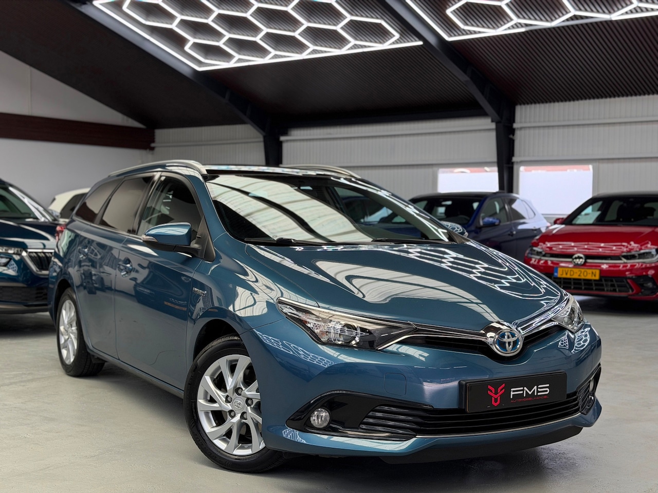 Toyota Auris Touring Sports - 1.8 Hybrid Camera - AutoWereld.nl