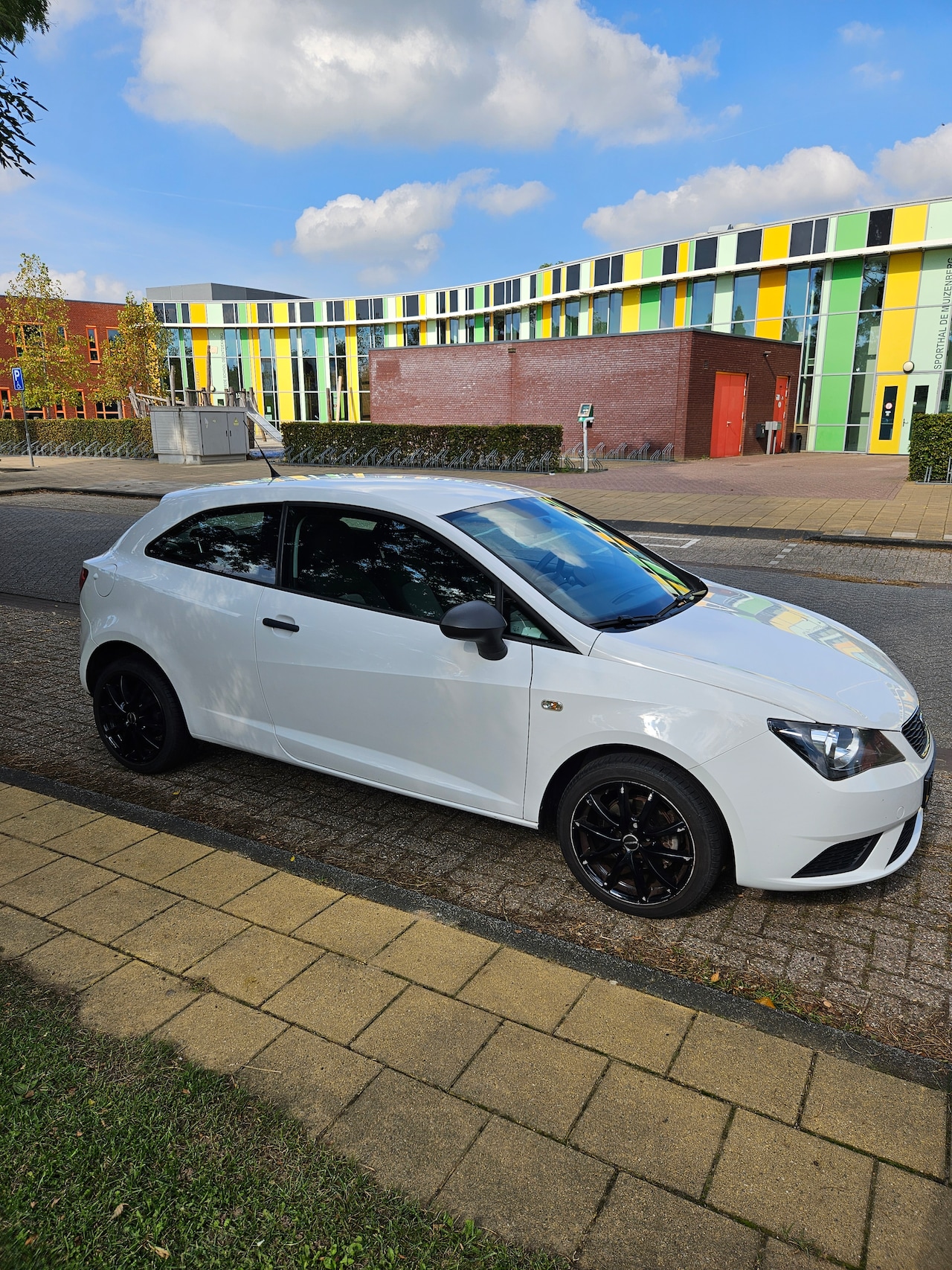 SEAT Ibiza SC - 1.2 Entry - AutoWereld.nl