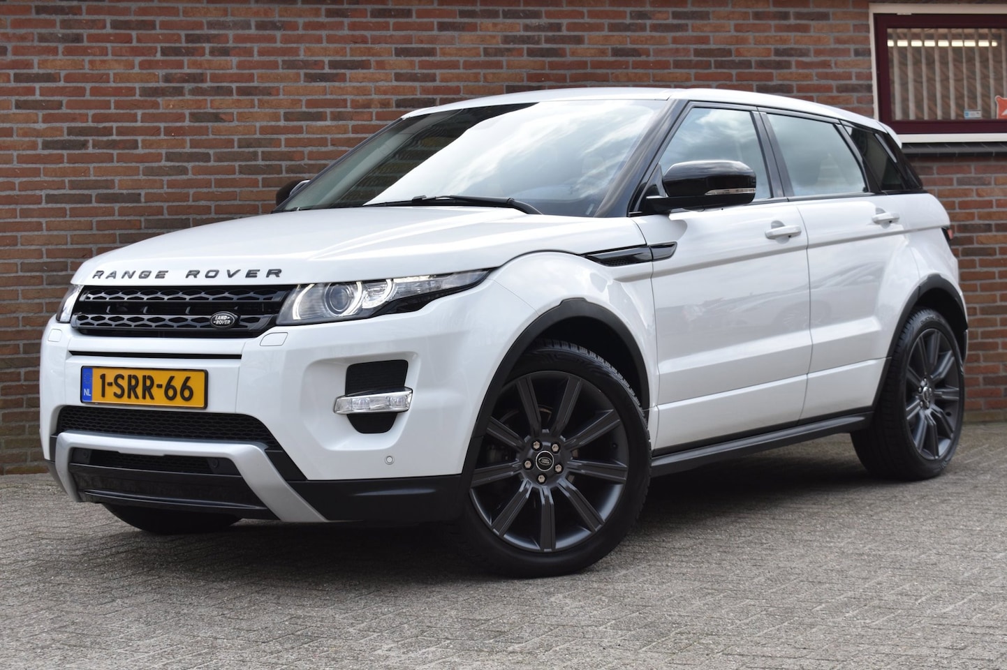Land Rover Range Rover Evoque - 2.2 TD4 4WD Prestige '13 Pano Leder Clima Navi Cruise Inruil mogelijk - AutoWereld.nl