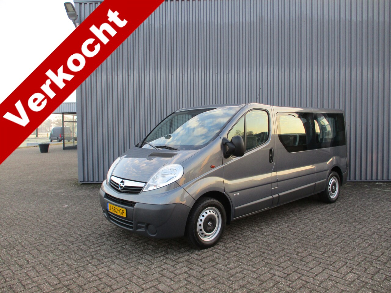 Opel Vivaro Combi - 2.0 CDTI L2 9 Persoons Personenbus - AutoWereld.nl
