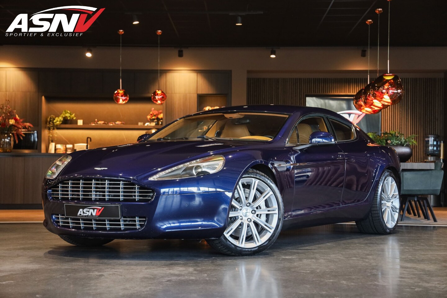 Aston Martin Rapide - 6.0 V12 6.0 V12, 476 PK, Youngtimer, 4/Seats, B&O/Geluid, Navigatie, Beige/Nappa/Leder, Cruise/Con - AutoWereld.nl