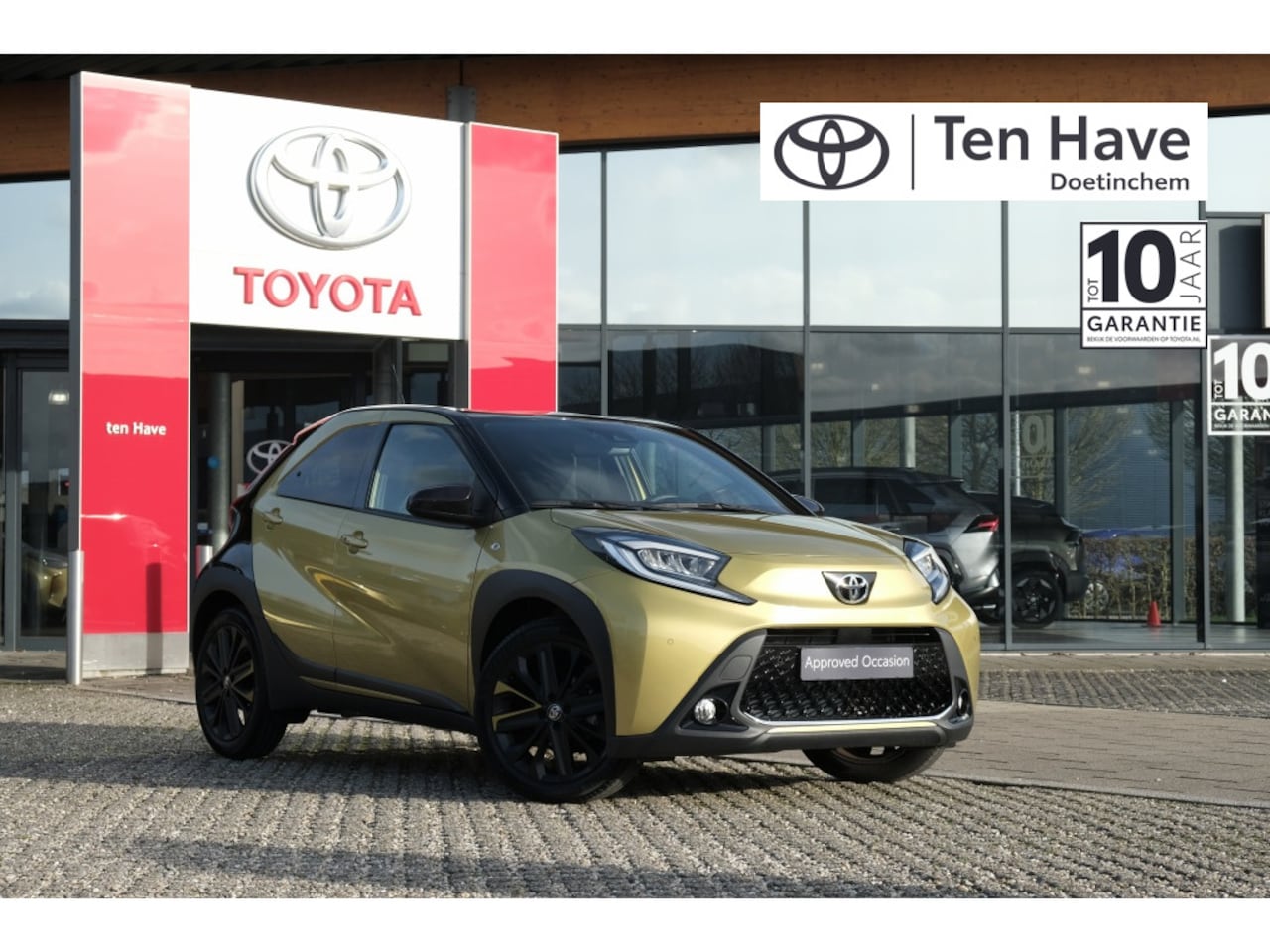 Toyota Aygo X - 1.0 VVT-i S-CVT 72PK premium design pack Automaat | Smart Entry - AutoWereld.nl