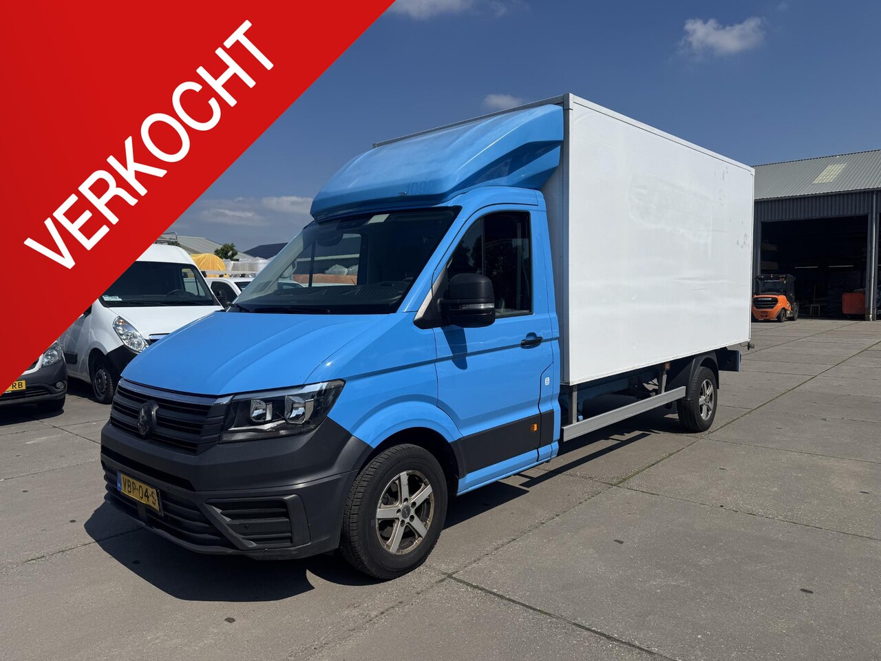Volkswagen Crafter - 35 2.0 TDI L4H3 BAKWAGEN MET DEUREN / EURO 6 / N.A.P / DEALER ONDERHOUDEN - AutoWereld.nl