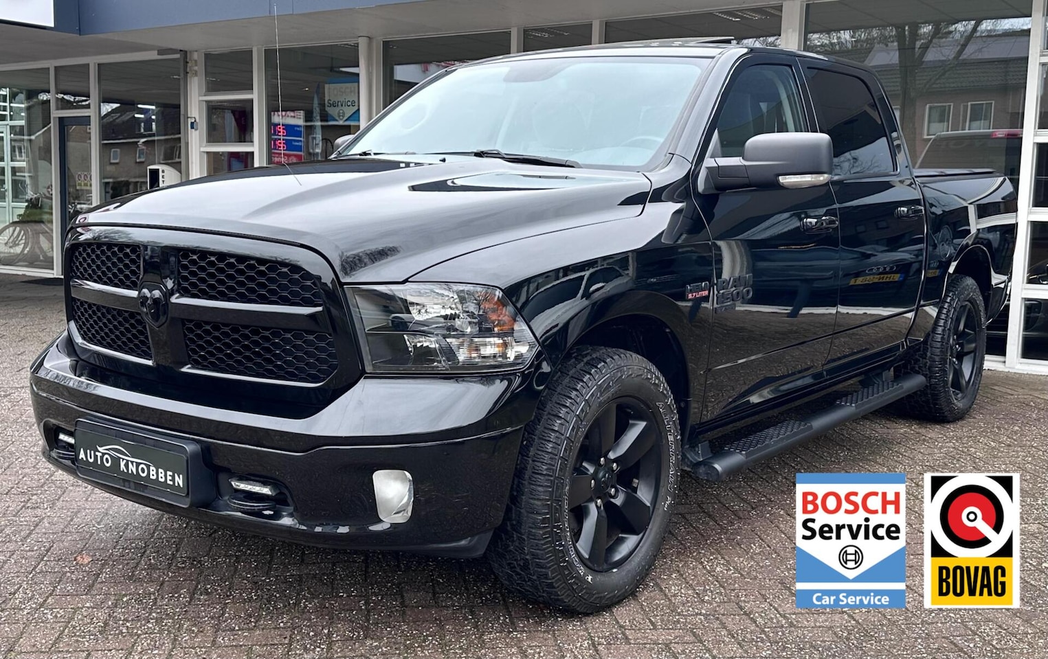 Dodge Ram 1500 - 4X4 5.7 V8 4x4 MARGE / GEEN BTW! Camera, Pano, Climat, Navi, LM.. - AutoWereld.nl