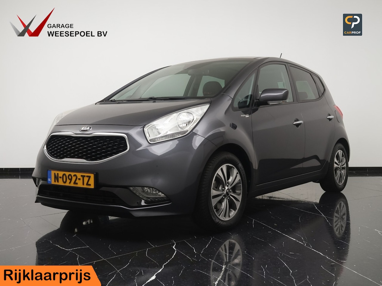 Kia Venga - 1.6 CVVT DCT6 ExecutiveLine Automaat - Navigatie - Camera - Climate control - Cruise contr - AutoWereld.nl