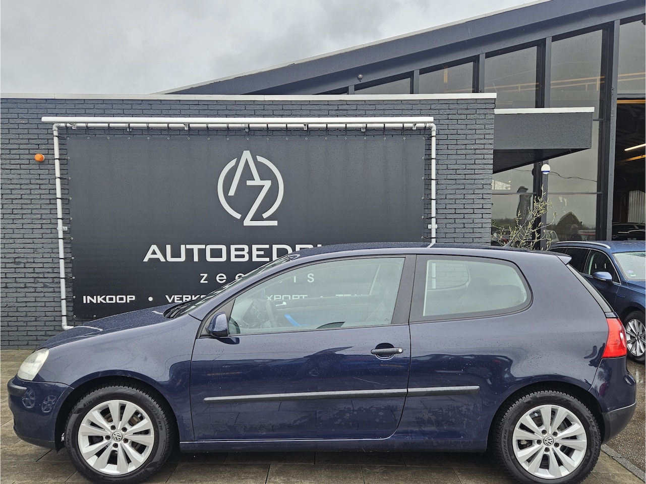Volkswagen Golf - 1.6 FSI Turijn *Blue Thunder Custom Interior*Android Auto*Navi* - AutoWereld.nl