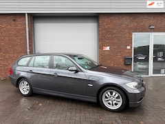 BMW 3-serie Touring - 320i|AUTOMAAT|NIEUWE APK|XENON|NETTE AUTO