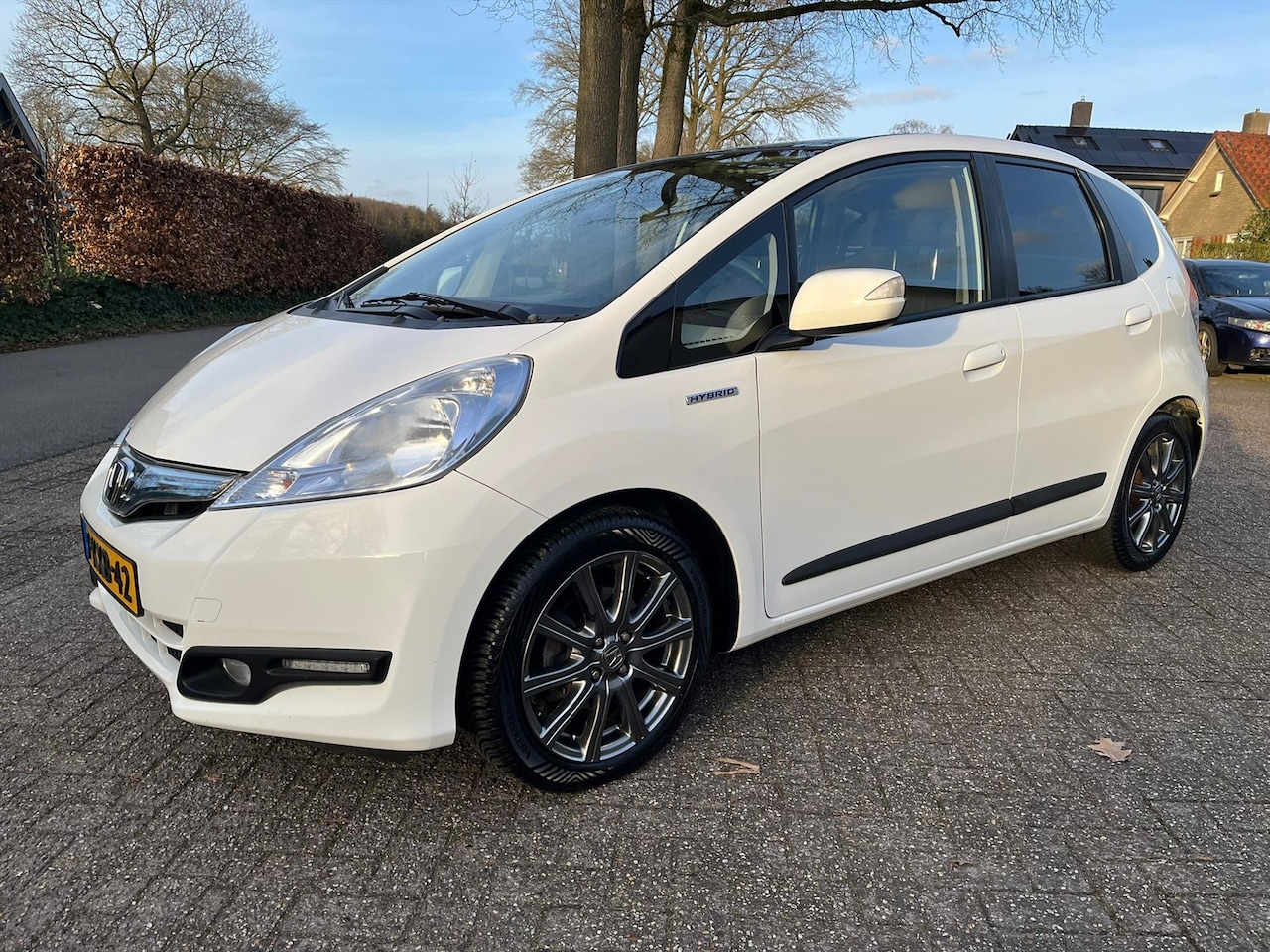 Honda Jazz - Hybrid 1.4 i-VTEC 102pk CVT Elegance Navi - AutoWereld.nl