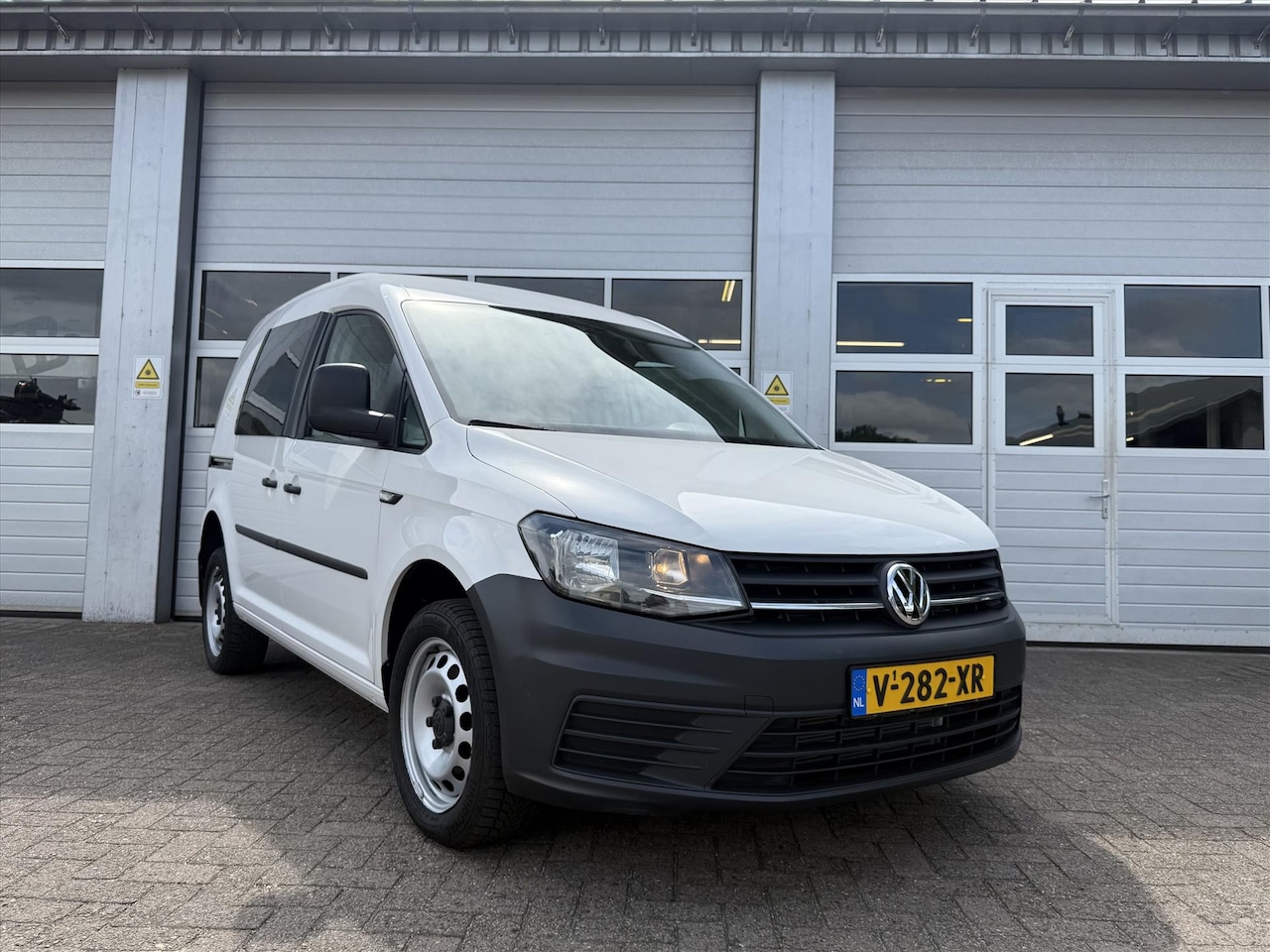 Volkswagen Caddy - 2.0 TDI met BMT 4MOTION L1H1 - AutoWereld.nl