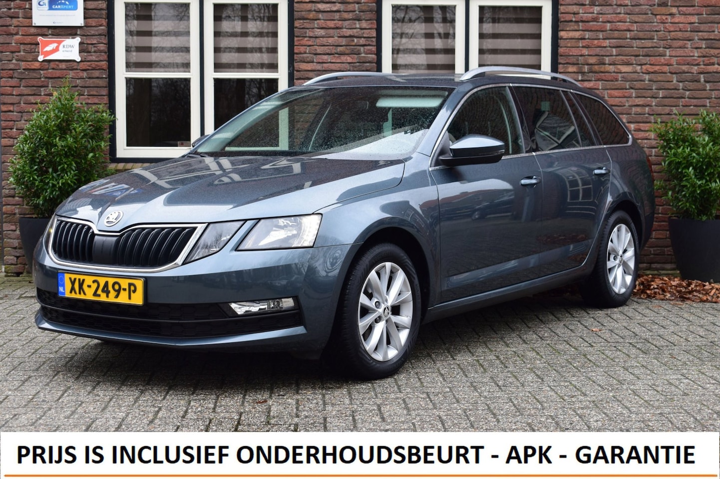 Skoda Octavia Combi - 1.0 TSI Ambition Business Trekhaak | Stoelverwarming | App Connect - AutoWereld.nl