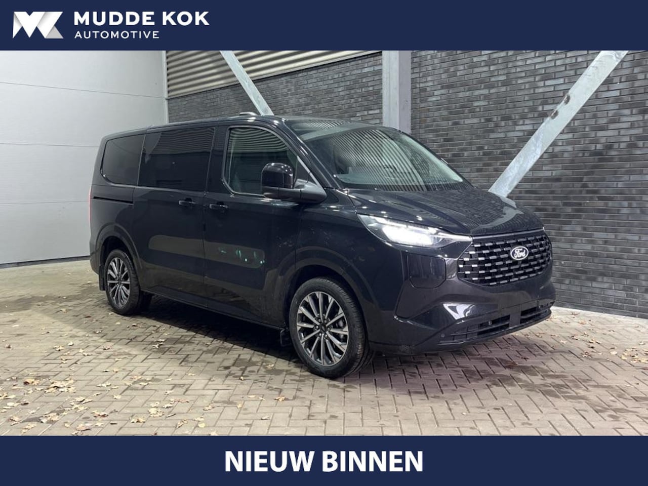Ford Transit Custom Tourneo - 340 2.5 PHEV L1H1 Titanium X | Panoramadak | ACC | Elektrische Schuifdeuren | Trekhaak | B - AutoWereld.nl