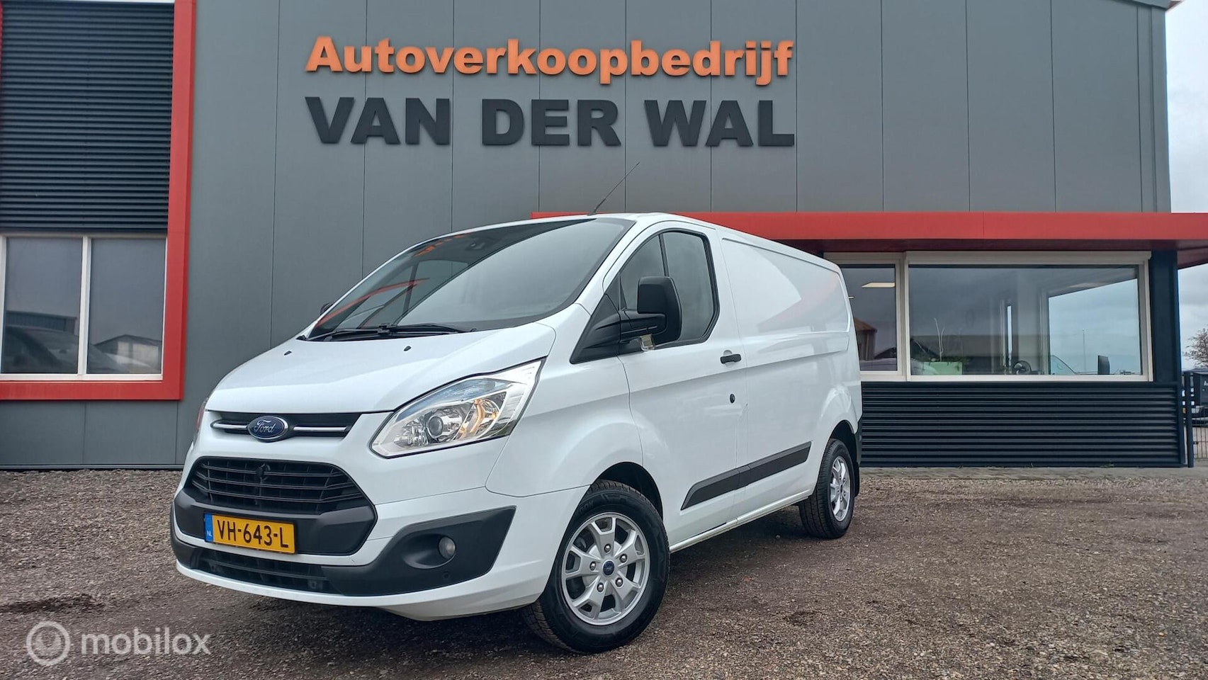 Ford Transit Custom - 270 2.2 TDCI L1H1/AIRCO/CRUISECONTROL/NAVIGATIE - AutoWereld.nl