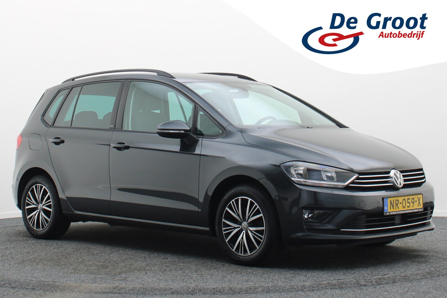 Volkswagen Golf Sportsvan - 1.2 TSI DSG Connected Series - AutoWereld.nl