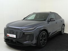 Audi Q6 Sportback e-tron - edition performance 100 kWh | Panoramadak | Trekhaak | Display passagierszijde | 360 camer