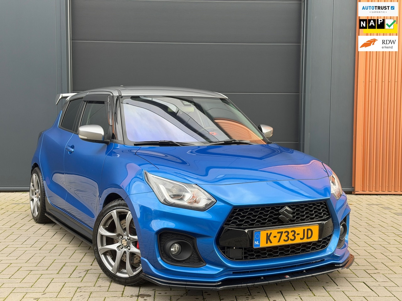 Suzuki Swift - |AUTOMAAT|Maxton Design|Eibach Verlaging|Custom Uitlaat|Full Option|Prijswinnaar! - AutoWereld.nl