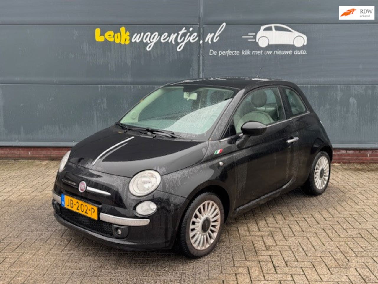 Fiat 500 - 1.2 Lounge *pano *airco *bluetooth *lichtm. velgen - AutoWereld.nl