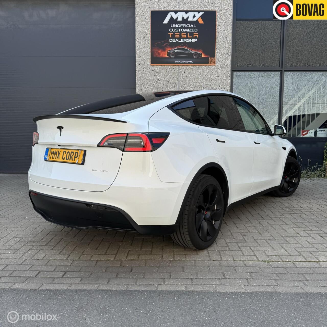 Tesla Model Y - Long Range RWD + MMX PACK + IAP - AutoWereld.nl
