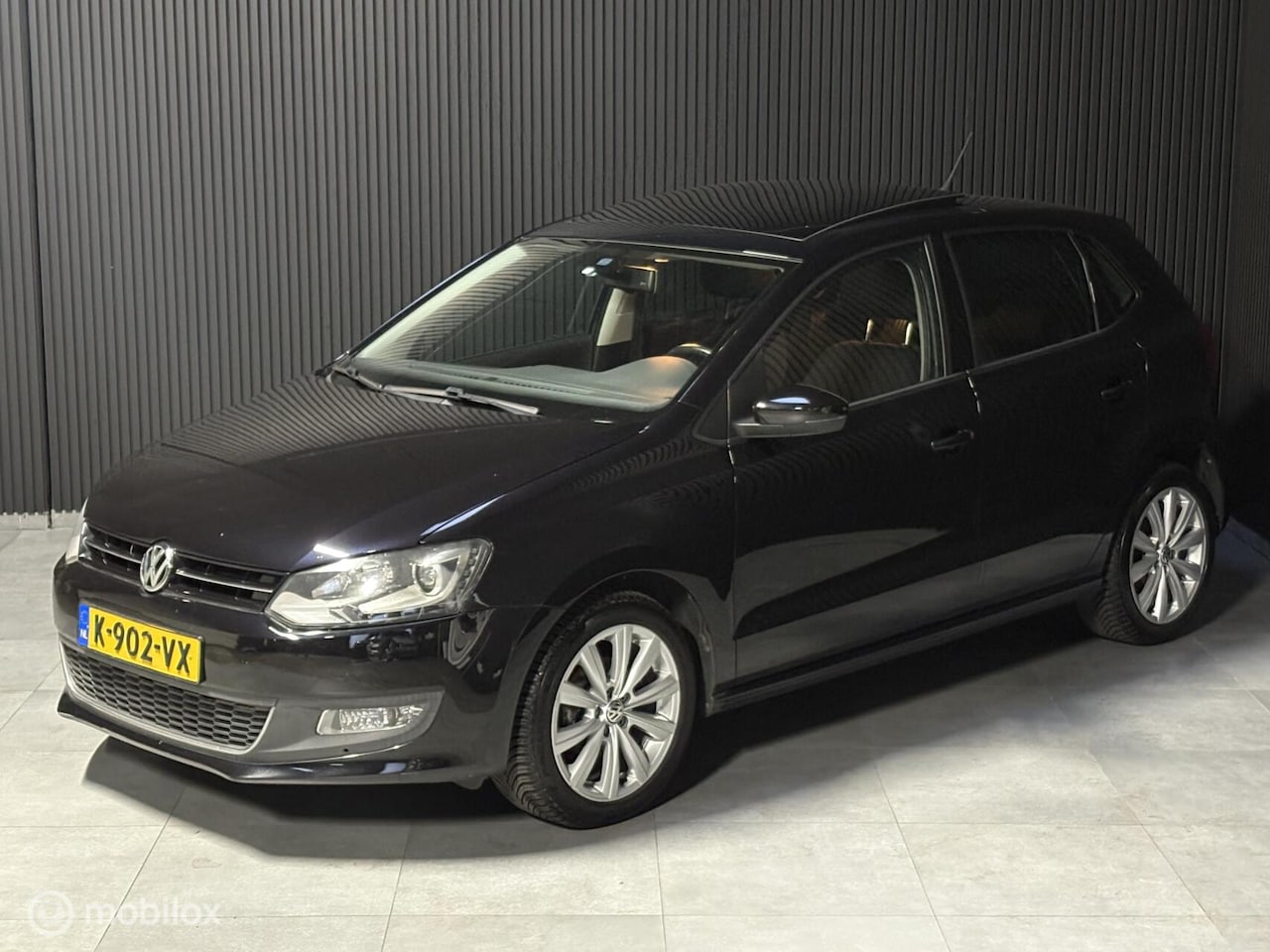 Volkswagen Polo - 1.2 TSI R-Line | 2013 | Slechts 92.761 km | Panorama dak | - AutoWereld.nl