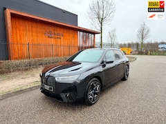 BMW iX - XDrive50, 112 kWh, Sportpakket, trekhaak, H&K, Pano, leder