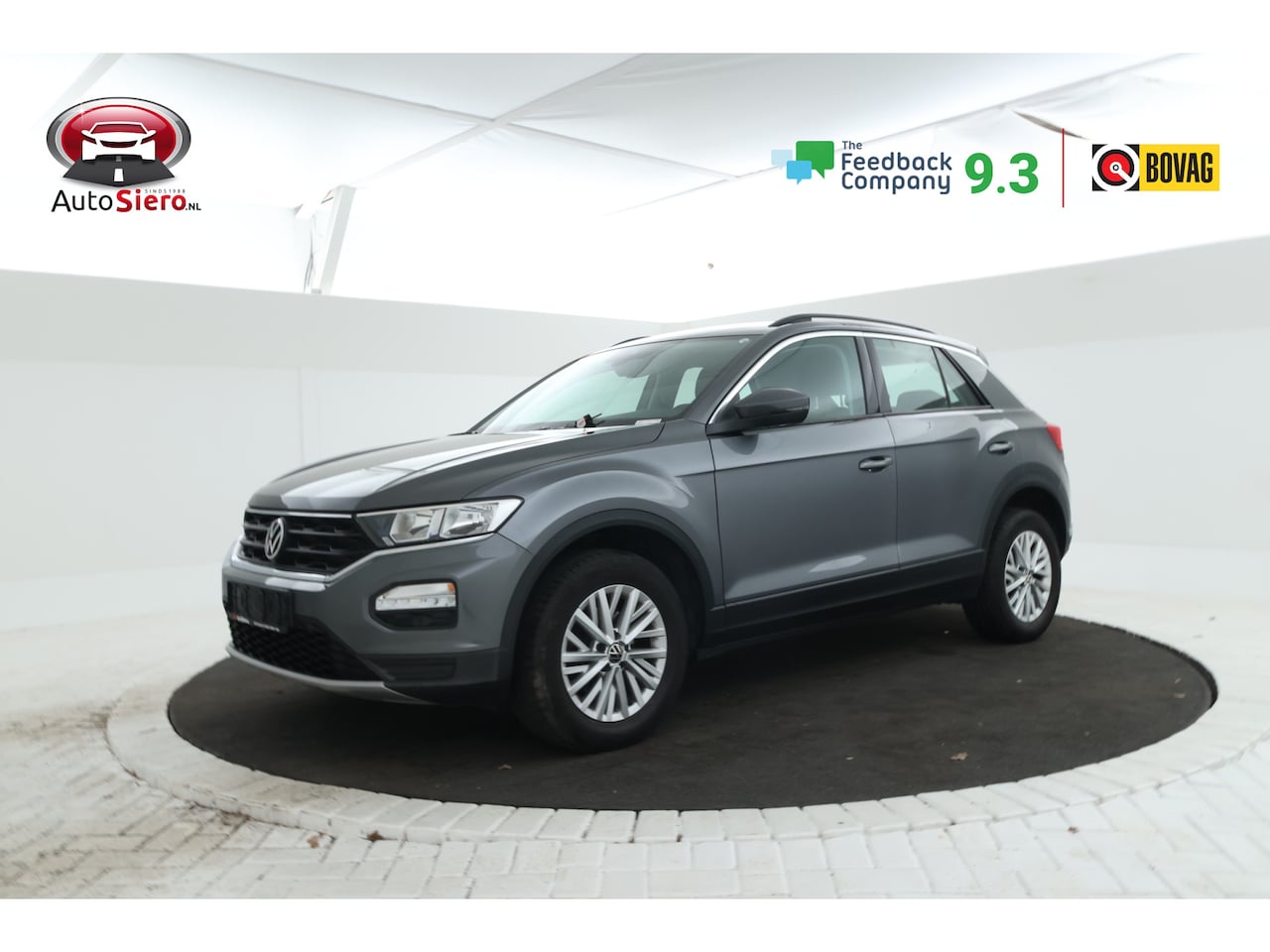 Volkswagen T-Roc - 1.5 TSI Style Automaat, Navigatie, Climate, - AutoWereld.nl