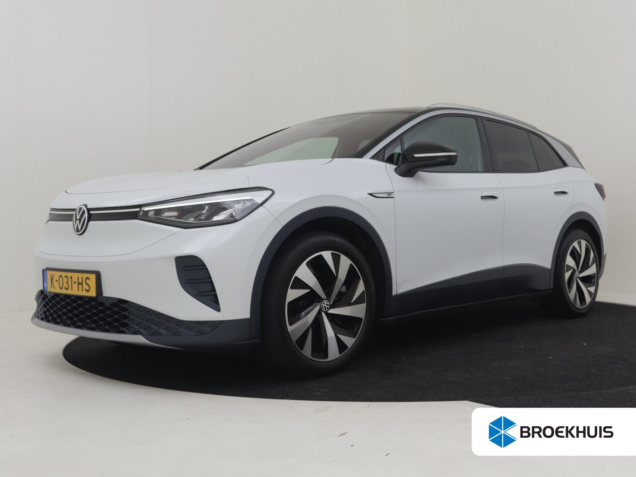 Volkswagen ID.4 - First 77 kWh 204pk | 90% SOH | Achteruitrijcamera | Trekhaak | Adaptive cruise control | N - AutoWereld.nl