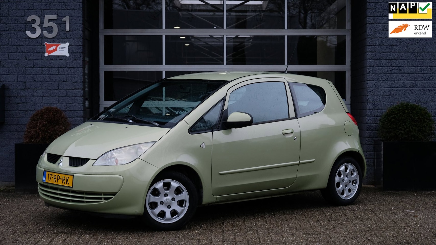 Mitsubishi Colt - 1.3 Invite - AutoWereld.nl