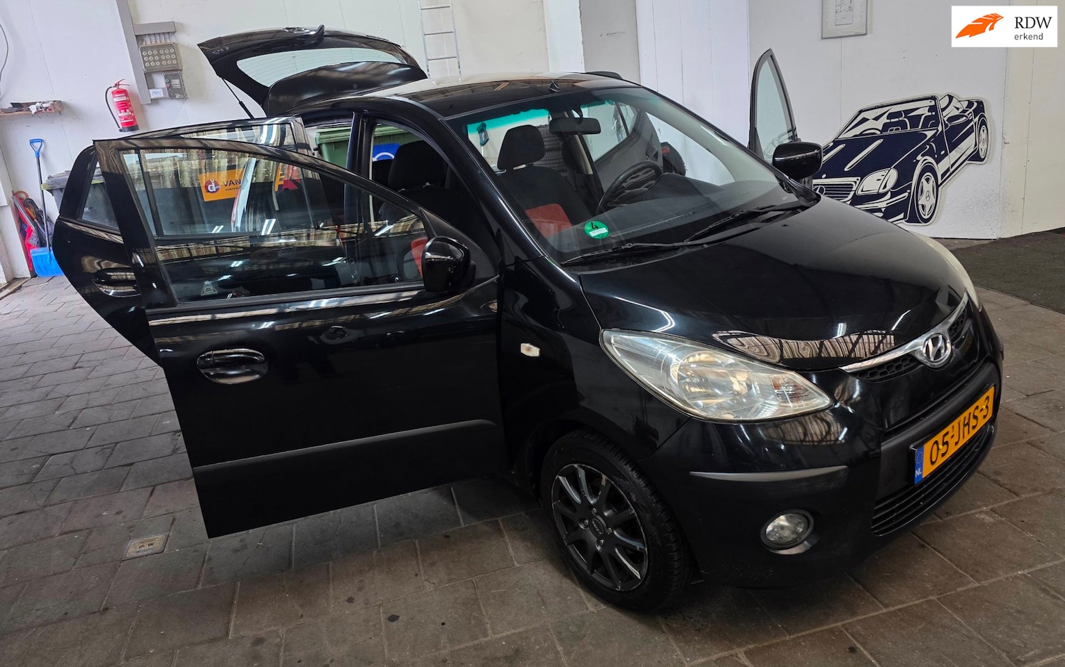 Hyundai i10 - 1.25i Dynamic Cool T deurs Airco - AutoWereld.nl