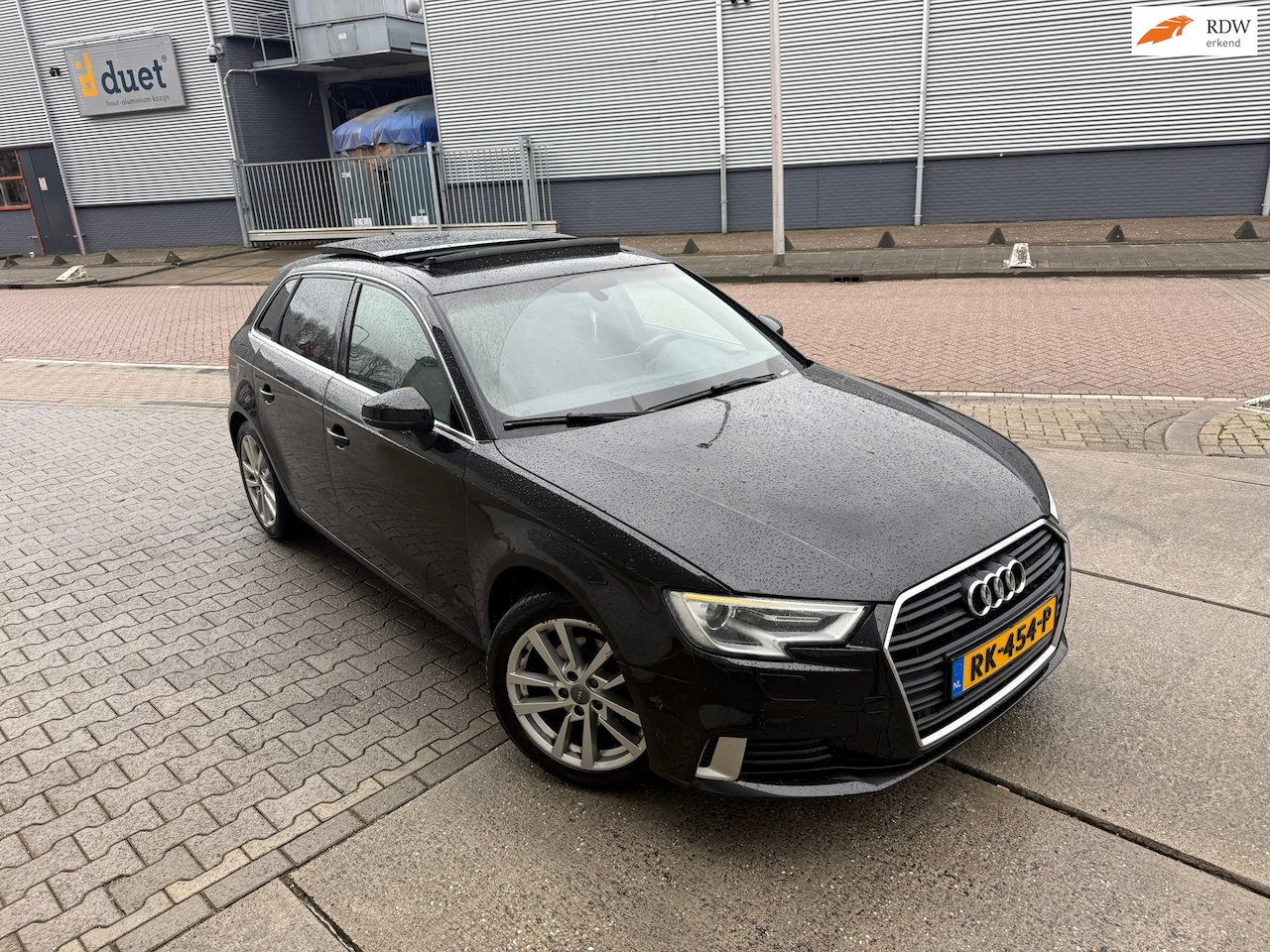 Audi A3 Sportback - 1.0 TFSI Design Pro Line Plus PANO AUTOMAAT Stoelverwarming - AutoWereld.nl