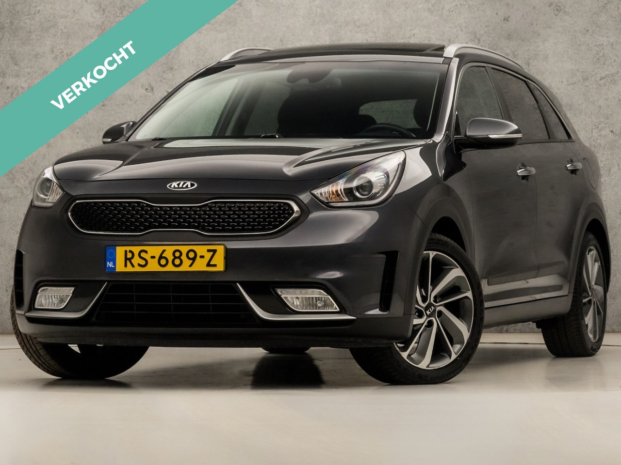 Kia Niro - 1.6 GDi Hybrid Sport 142Pk Automaat (SCHUIFDAK, APPLE CARPLAY, NAVIGATIE, CAMERA, STUUR/ST - AutoWereld.nl