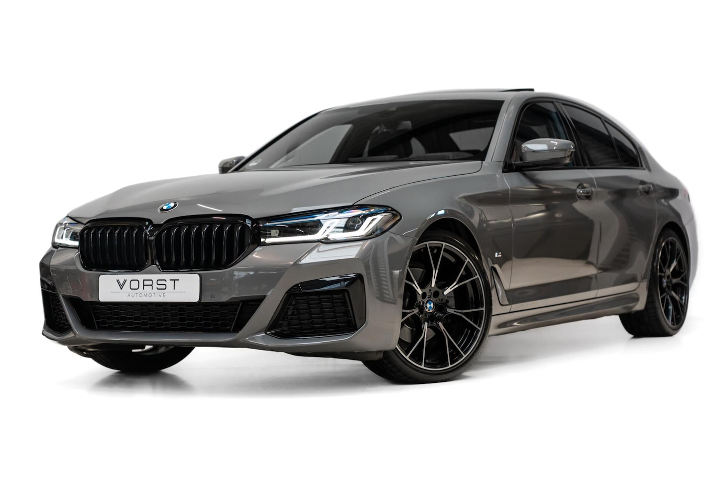 BMW 5-serie - 520i Business Pano Leer Laser Memory - AutoWereld.nl