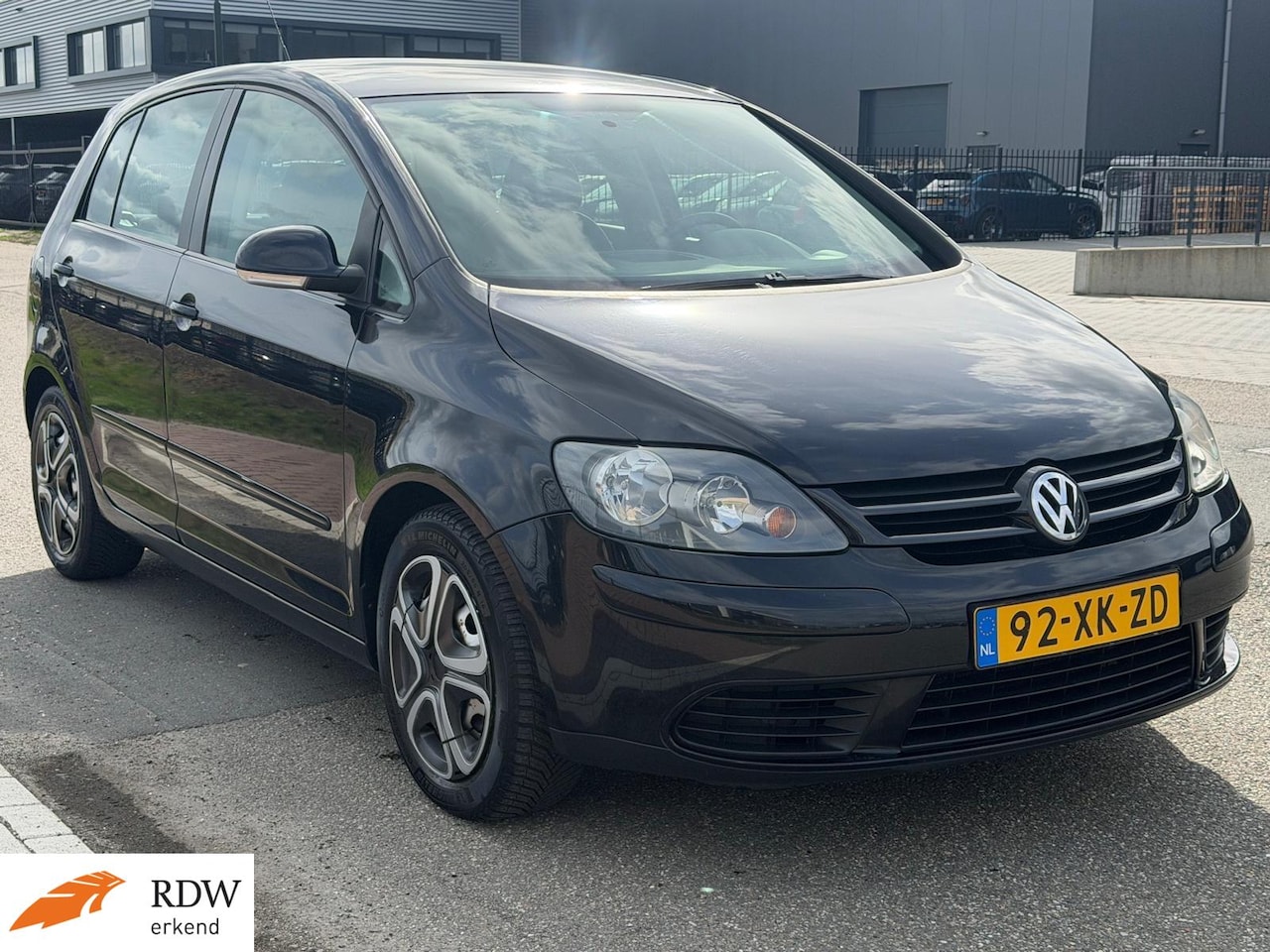 Volkswagen Golf Plus - 1.4 Optive 3/AIRCO/TREKH/APK/NAP - AutoWereld.nl