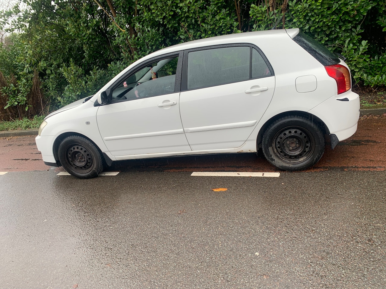 Toyota Corolla - 1.6 VVT-i Linea Sol - AutoWereld.nl