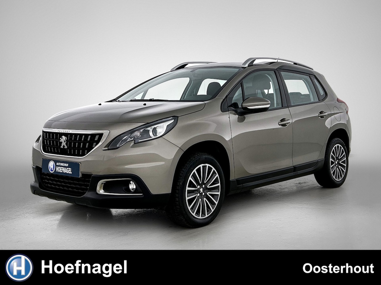 Peugeot 2008 - 1.2 PureTech Blue Lion | Cruise control | Airco | CarPlay | Navigatie | Trekhaak - AutoWereld.nl