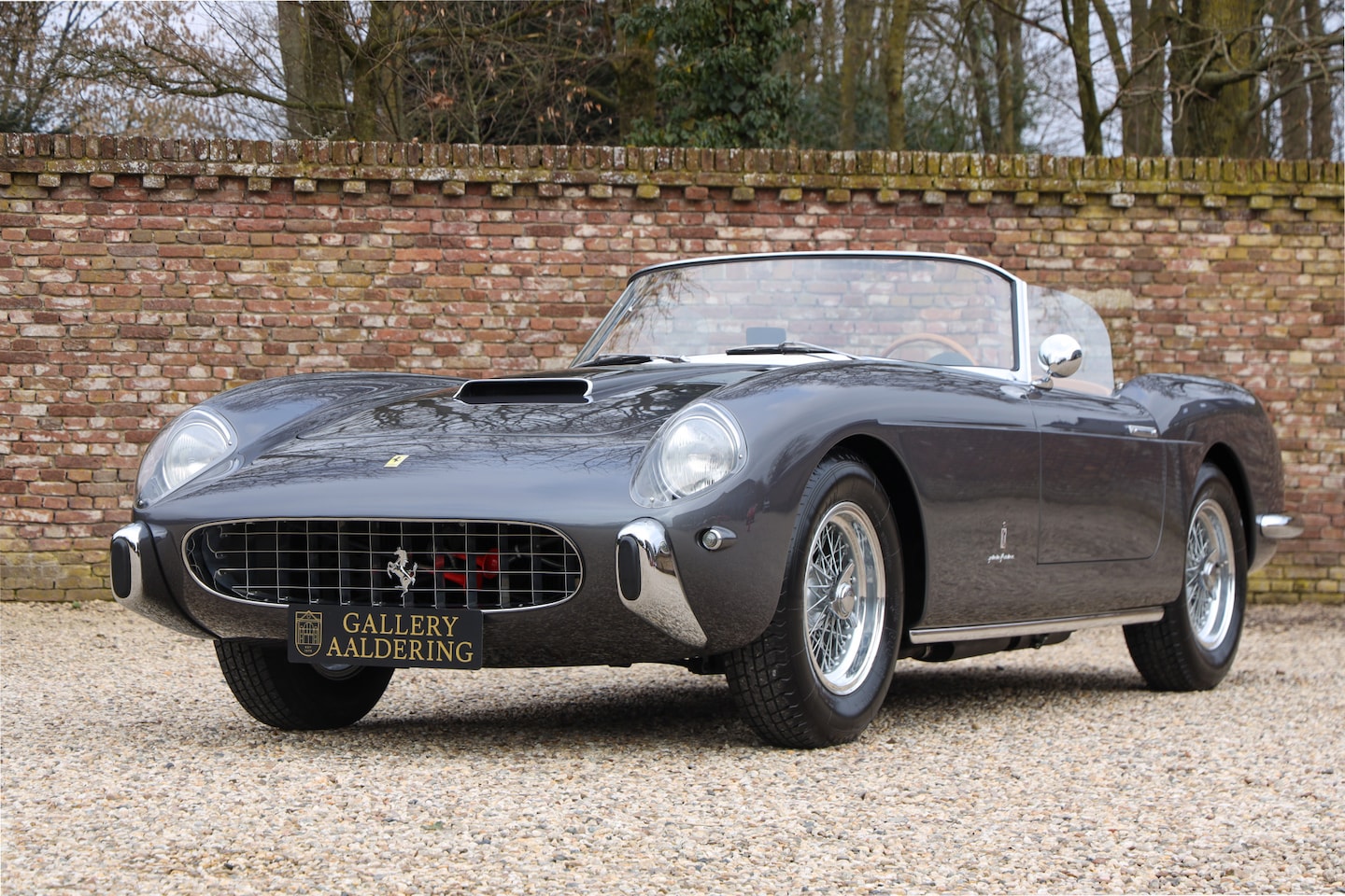Ferrari 250 - GT Cabriolet Pininfarina Series 1 "by Carrozzeria Bacchelli & Villa" Restored - rebuilt an - AutoWereld.nl