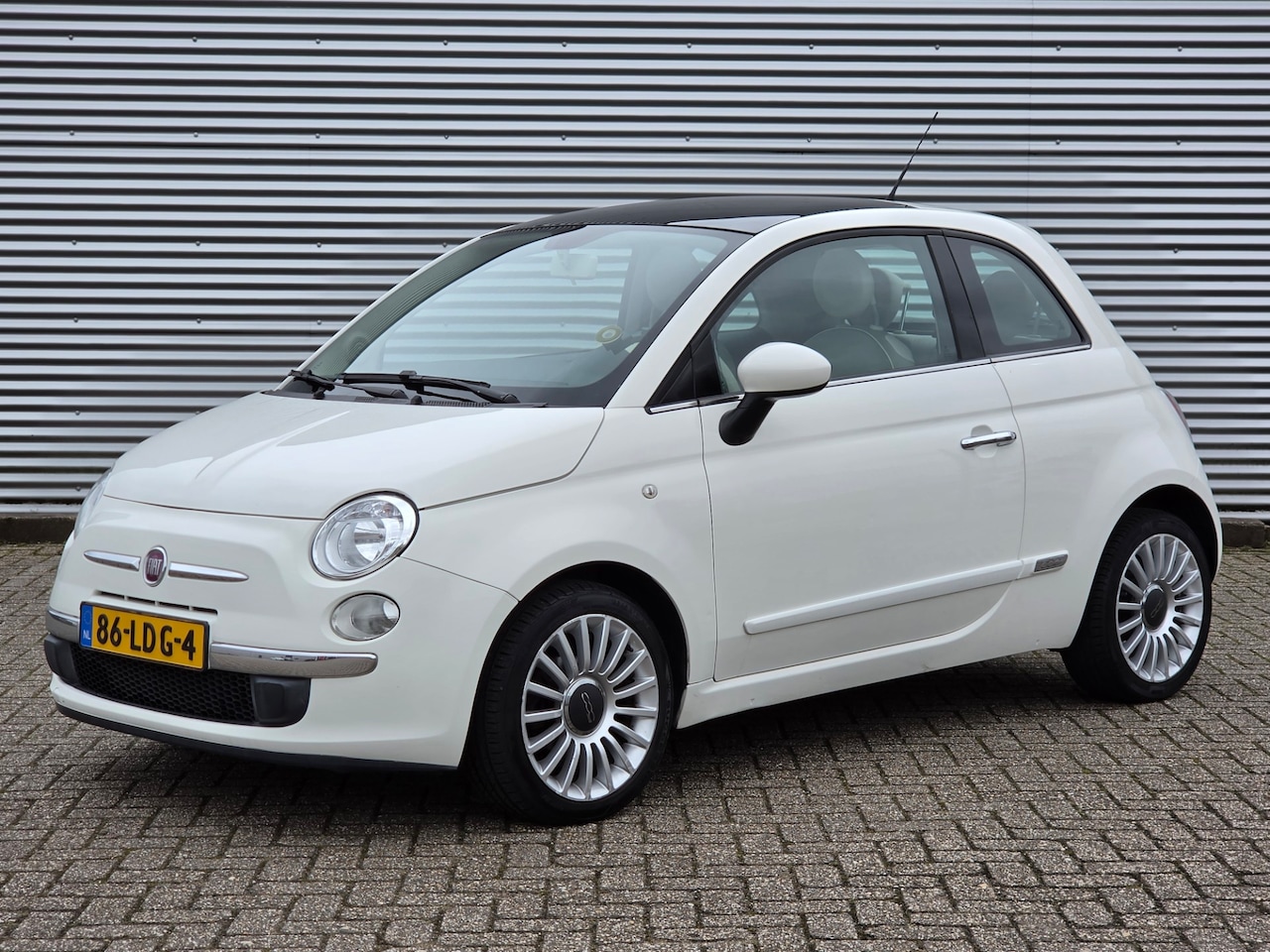Fiat 500 - 1.2 Lounge Panorama Dak Apk 04-2027 Airco - AutoWereld.nl