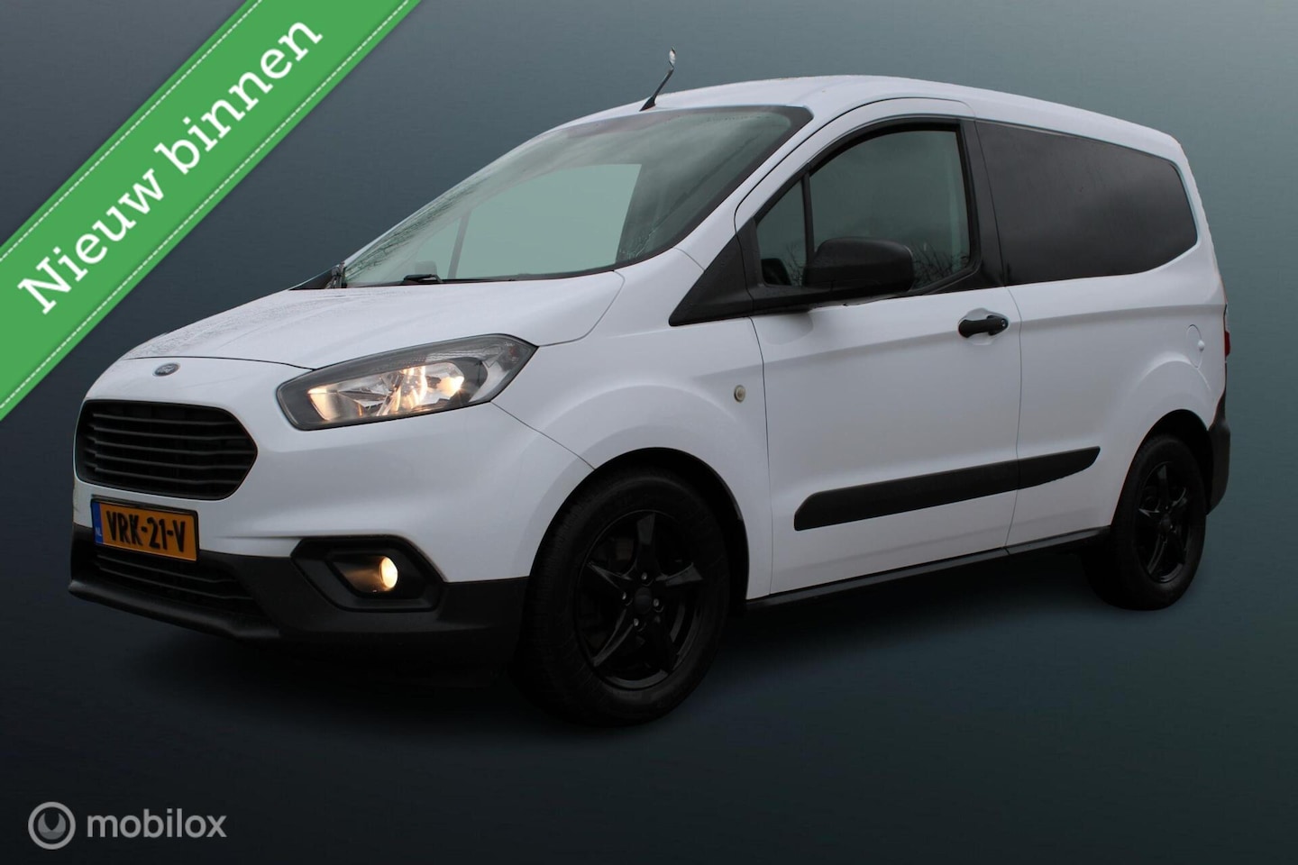 Ford Transit Courier - 1.0 100 PK Trend EcoBoost S&S, Camera, Airco, - AutoWereld.nl