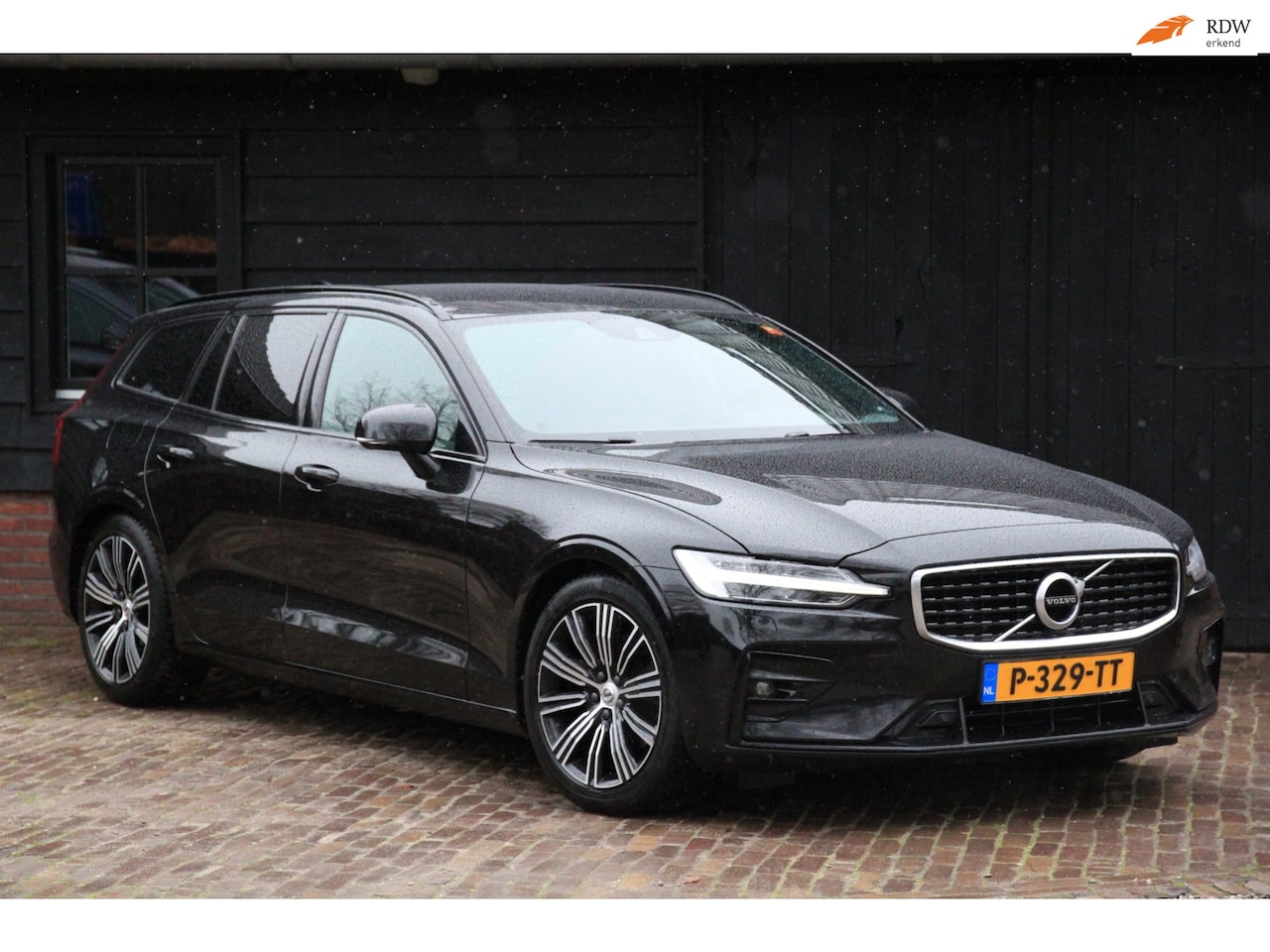 Volvo V60 - 2.0 D4 R-Design Leer/Camera/Blis/Adaptive Cruise/Parkeersensor v,a - AutoWereld.nl