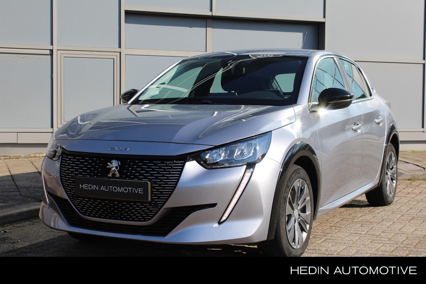 Peugeot e-208 - EV Active Pack 50 kWh | Navigatie | Climate Control | Apple Carplay/Android Auto | Cruise - AutoWereld.nl