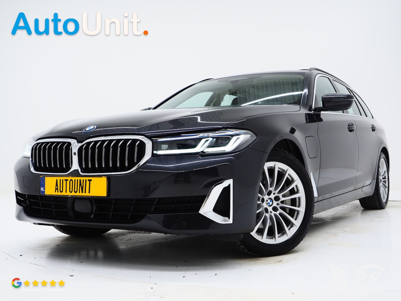 BMW 5-serie Touring - 530e xDrive | Panoramdak | Laser LED |Trekhaak | Leder | HUD | Keyless | Adaptive Cruise | - AutoWereld.nl
