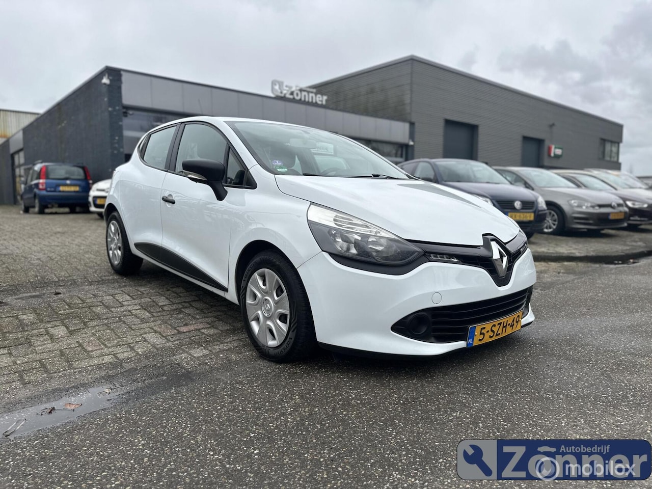 Renault Clio - 0.9 TCe Expression 0.9 TCe Expression - AutoWereld.nl