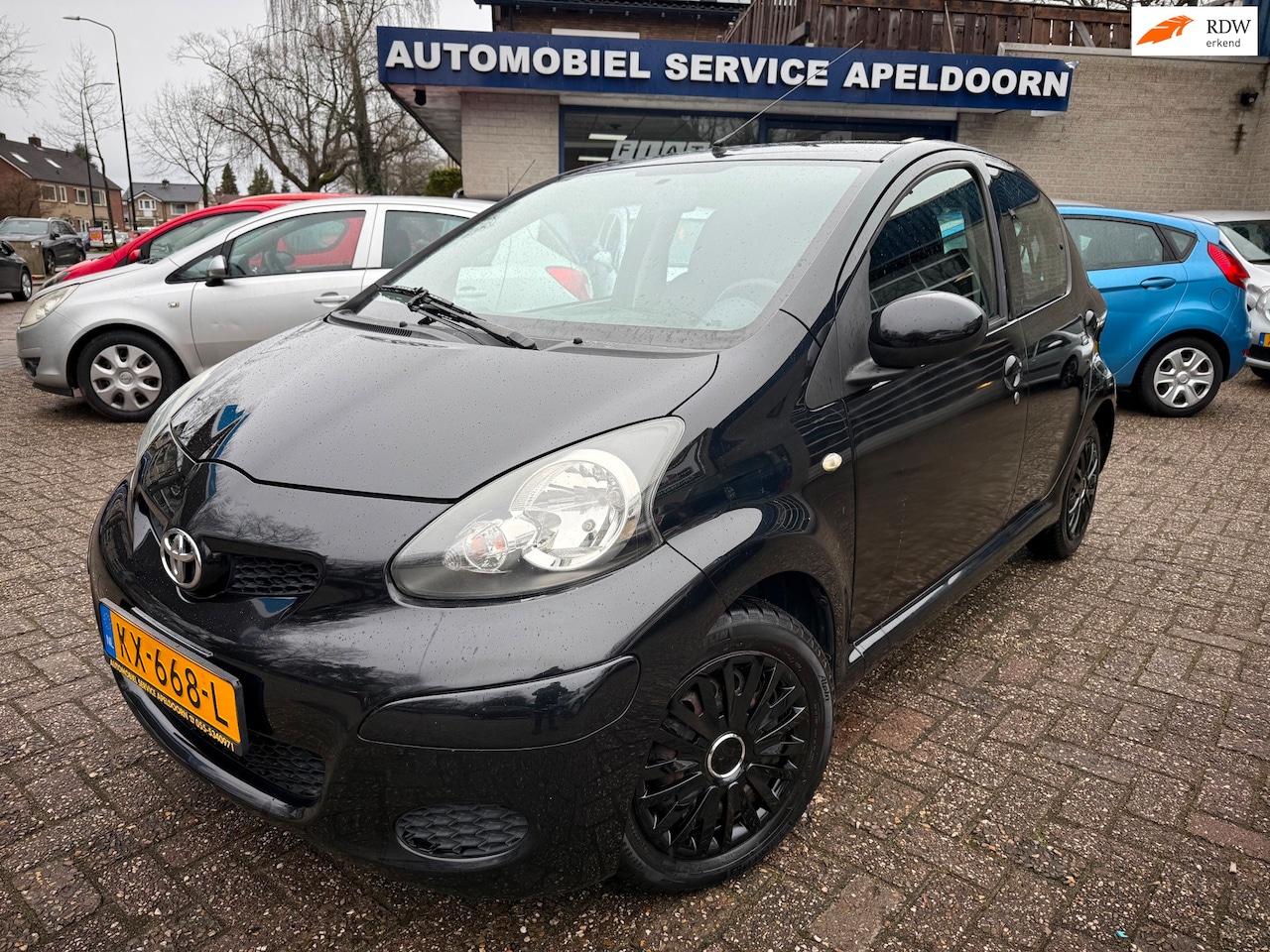 Toyota Aygo - 1.0-12V Access *5DRS*APK*AIRCO*ELEKTR. RAMEN*STUURBEKR.* - AutoWereld.nl