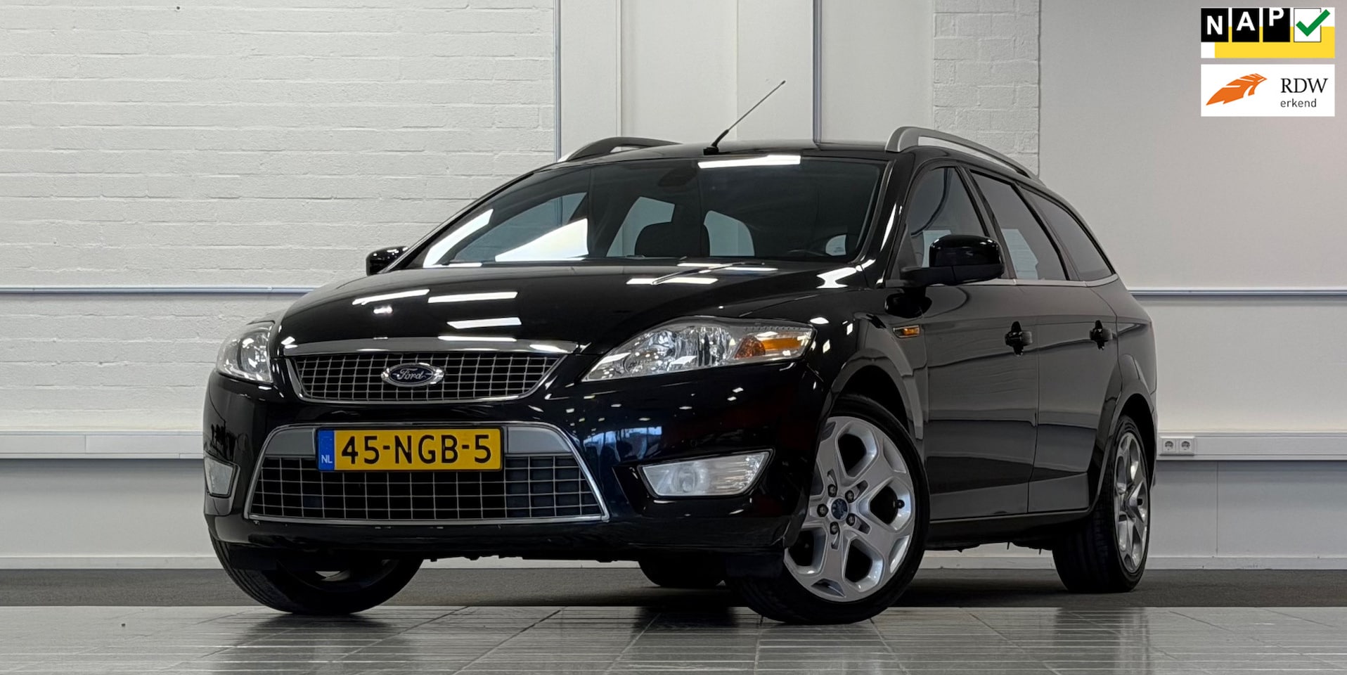 Ford Mondeo Wagon - 2.0i 16V Limited 3e Eigenaar Trekhaak Garantie - AutoWereld.nl