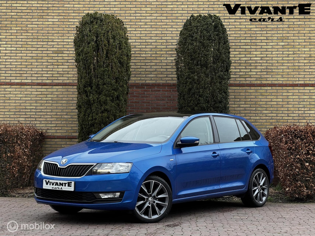 Skoda Rapid Spaceback - 1.0 TSI Greentech Drive Pano*Carplay*Cruise - AutoWereld.nl